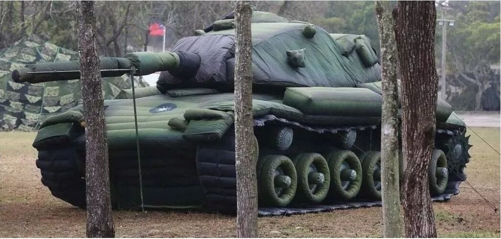 甘谷军用充气坦克